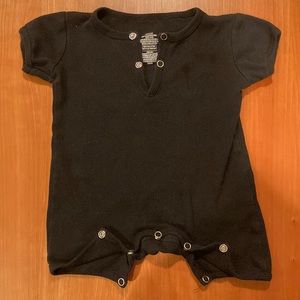 3-6M Black Cotton Shorts and Short Sleeve Suit